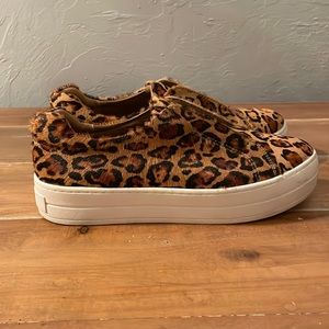 Leopard print platform J slides